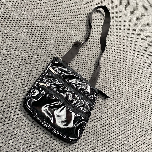 Bag - Picture 2 of 4